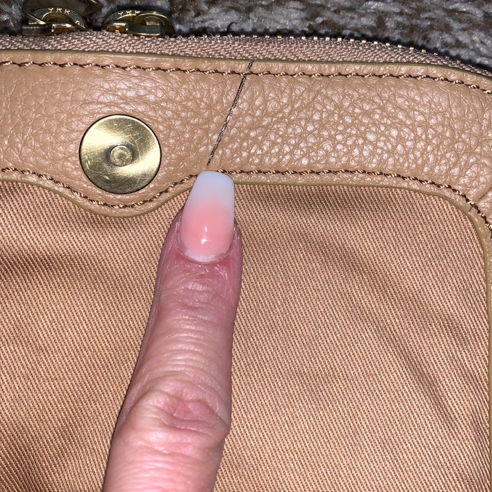 Fossil Camel Tan Color Cowhide Leather Fold Over … - image 5